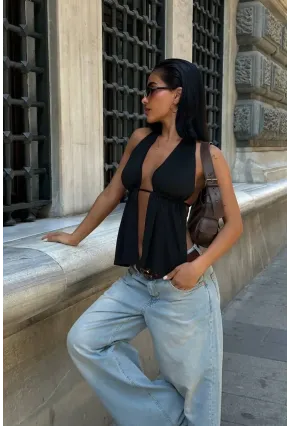 Sırtı Bağcıklı Boyundan Askılı Dekolte Bluz Siyah