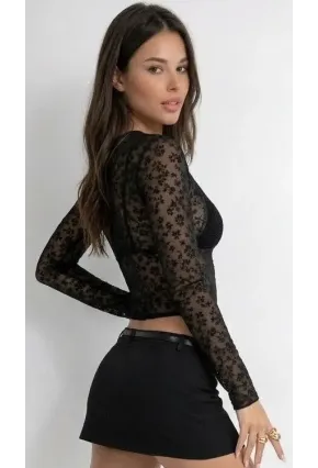 Siyah Transparan Çiçek Desenli Sıfır Yaka Uzun Kollu Bluz
