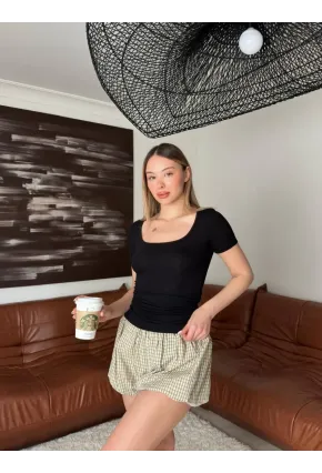 U yaka Yanı Lastikli Bluz