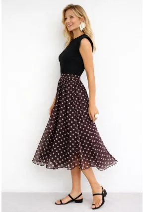 Vatkalı Omuz Detaylı Siyah Üst Puantiyeli Midi Elbise