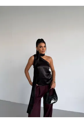 Yaka Detay Saten Bluz Siyah