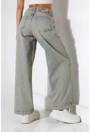 Yüksek Bel Geniş Paça Açık Mavi Yıkamalı Jean Pantolon