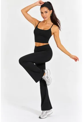 Kadın Siyah Askılı Crop Top ve İspanyol Paça Pantolon Spor Takım