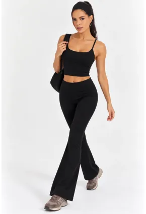 Kadın Siyah Askılı Crop Top ve İspanyol Paça Pantolon Spor Takım
