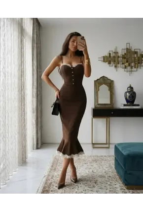 Atlas Kumaş Gloplu Güpür Detay Midi Boy Elbise Kahve