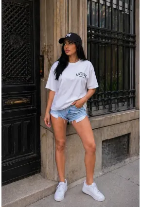 Beyaz “Active” Baskılı Oversize Penye T-Shirt – Minimal Spor Şık Tasarım