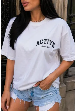 Beyaz “Active” Baskılı Oversize Penye T-Shirt – Minimal Spor Şık Tasarım