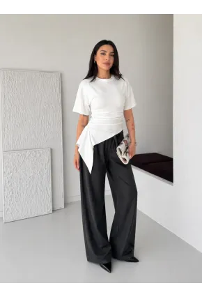 Beyaz Asimetrik Drapeli Modern Basic Bluz