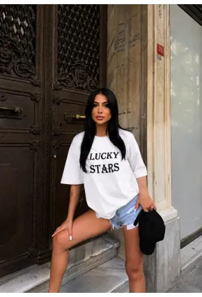 Beyaz Lucky Stars Baskılı Oversize Kadın T-Shirt