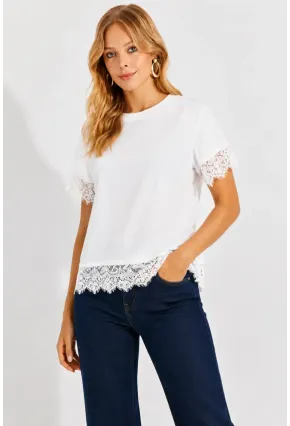 Kadın Eteği Dantel Detay T-shirt Beyaz