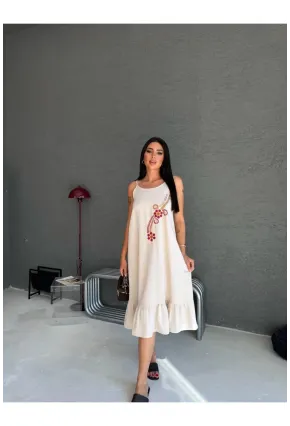 Nakışlı Keten Elbise