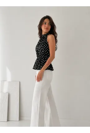 Puantiyeli Halter Yaka Bluz – Şık & Feminen Yaz Stili