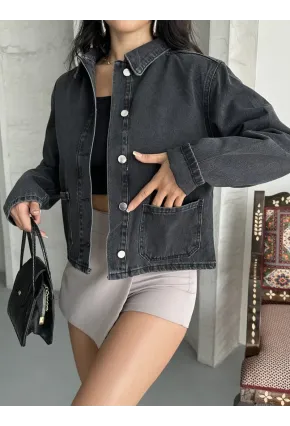Siyah Denim Ceket – Çift Cep Detaylı, Düğmeli Modern Kot Ceket