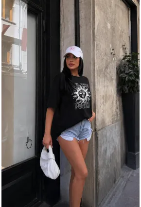 Siyah Güneş Baskılı Oversize Penye T-Shirt – “The Power” Yazılı Trend Tasarım