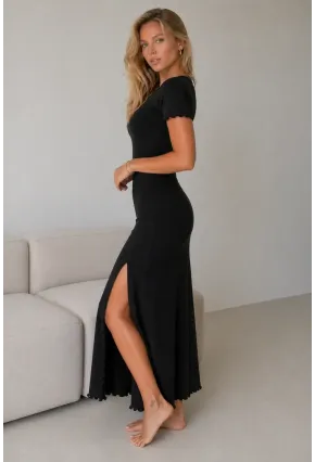 Siyah Kaşkorse Yırtmaç Detaylı Midi Elbise – Esnek Fit & Feminen Şıklık