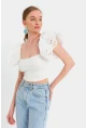 Kadın Beyaz Brode Crop Bluz TPG08