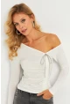 Kadın Ekru Aksesuarlı Büzgülü Bluz GÇ189