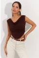 Kadın Kahverengi Degaje Yaka Yanları Büzgülü Crop Bluz B2494