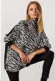 Kadın Siyah-Beyaz Zebra Desenli Balıkçı Yaka Salaş Bluz MEY1060