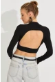 Kadın Siyah Sırtı Açık Crop Bluz B3072