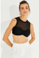 Kadın Siyah Tül Detaylı Crop Bluz YEL221241