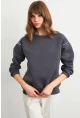 Kadın Gri Omuzları İnci Detaylı Sweatshirt MDY1424
