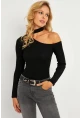 Kadın Siyah Asimetrik Yaka Bluz CG376