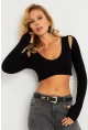 Kadın Siyah Omuzları Pencereli Kaşkorse Crop Bluz B5024