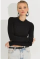 Kadın Siyah Sırtı Açık Crop Bluz B3072