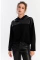 Kadın Siyah Suni Deri Bloklu Kapüşonlu Sweatshirt ST838