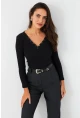 Kadın Siyah V Yaka Çıtçıtlı Kaşkorse Bluz MTF43