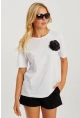 Kadın Beyaz Gül Aksesuarlı T-Shirt SF12721
