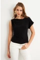 Kadın Siyah Aksesuarlı Asimetrik Kol Bluz VA102