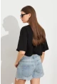 Kadın Siyah Ayıcık Nakışlı Crop T-Shirt ATS8700