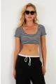 Kadın Siyah-Beyaz Çizgili Crop Bluz XL2022