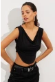 Kadın Siyah Degaje Yaka Yanları Büzgülü Crop Bluz B2494
