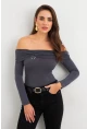 Kadın Gri Halka Aksesuarlı Madonna Yaka Crop Bluz RLO3043