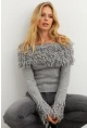 Kadın Gri Yakası Sakallı Madonna Bluz KZ542