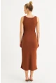 Kadın Kahverengi Düğme Detaylı Kaşkorse Midi Elbise EY2837