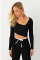 Kadın Siyah Asimetrik Crop Bluz EY2997