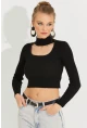 Kadın Siyah Pencereli Triko Crop Bluz EA230012