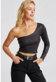 Kadın Siyah Tek Omuz Suni Deri Crop Bluz CY442