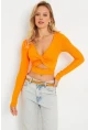 Kadın Önü Düğümlü Crop Bluz Turuncu AYD287