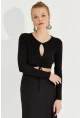 Kadın Siyah Önü Damla Büzgülü Crop Bluz AYD246