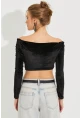 Kadın Siyah Önü Düğümlü Kadife Crop Bluz B2853
