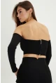 Kadın Siyah Sırt Fermuarlı Crop Bluz B518