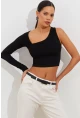 Kadın Siyah Tek Kol Asimetrik Crop Bluz BK1606
