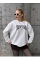 Kadın Beyaz Leopar Desenli New York Baskılı Oversize Sweatshirt