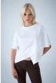 Kadın Beyaz Yarasa Kol Asimetrik T-Shirt LPP1315