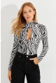 Kadın Siyah-Beyaz Önü Damla Zebra Desenli Bluz LPP1236